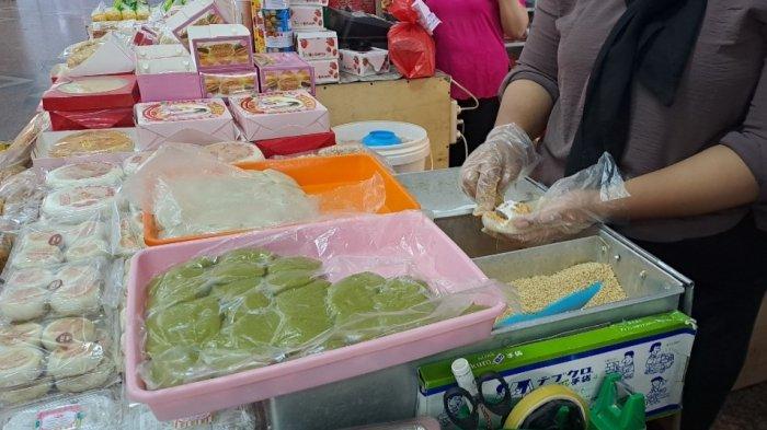 Menjelajahi Surga Makanan di Pecinan Glodok: Soto Mie, Bakmi, dan Kue Mochi